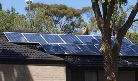 تصویر 2 از پنل خورشیدی ترینا 710 وات دو طرفه + تولید انرژی بیشتر